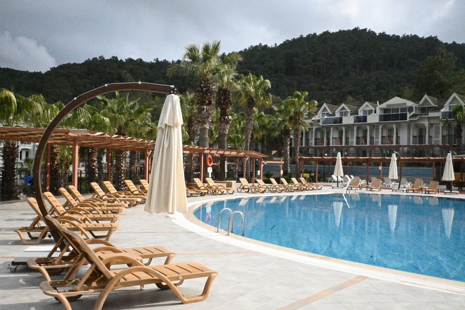 greenforest-pool (8)
